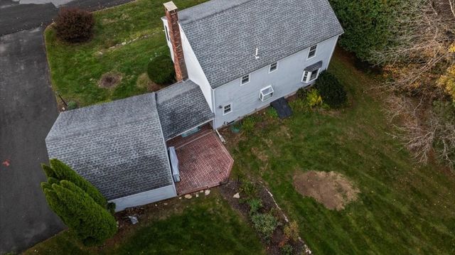 18 Fairview Drive, Southborough, MA 01772