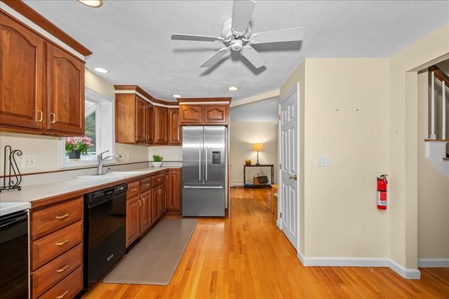 18 Fairview Drive, Southborough, MA 01772
