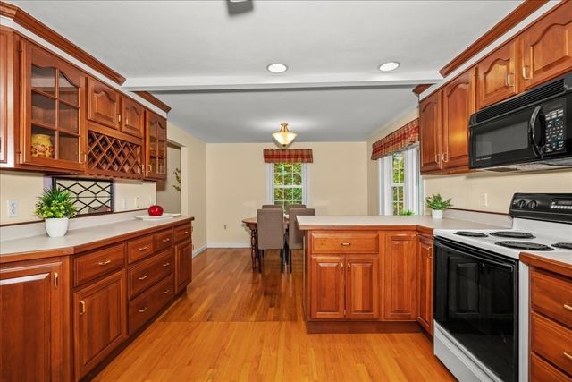 18 Fairview Drive, Southborough, MA 01772