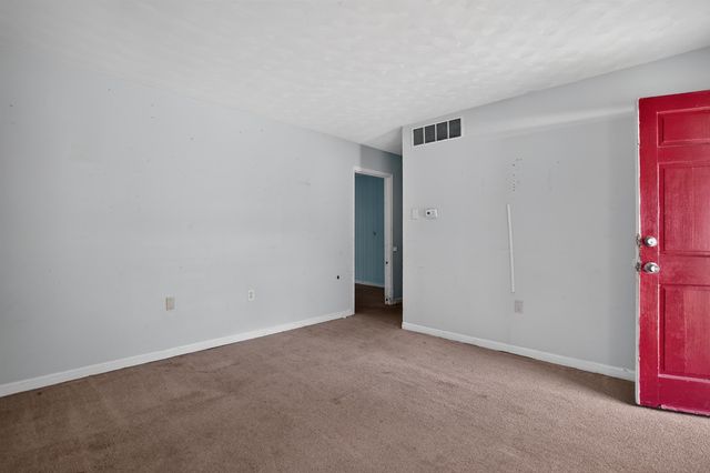 2794 LAKE PARK RD, Memphis, TN 38127