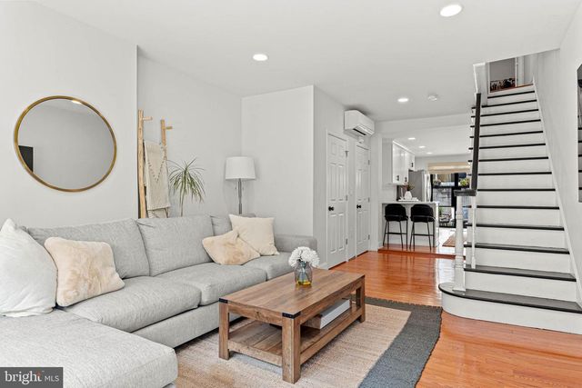 1031 EMILY ST, Philadelphia, PA 19148