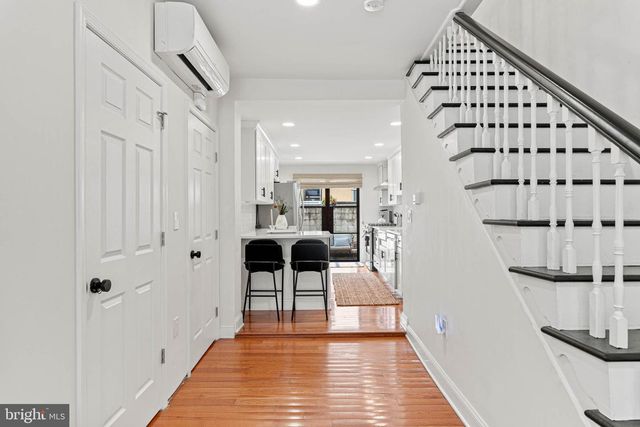 1031 EMILY ST, Philadelphia, PA 19148