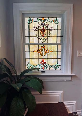 439 Alma Avenue, Webster Groves, MO 63119