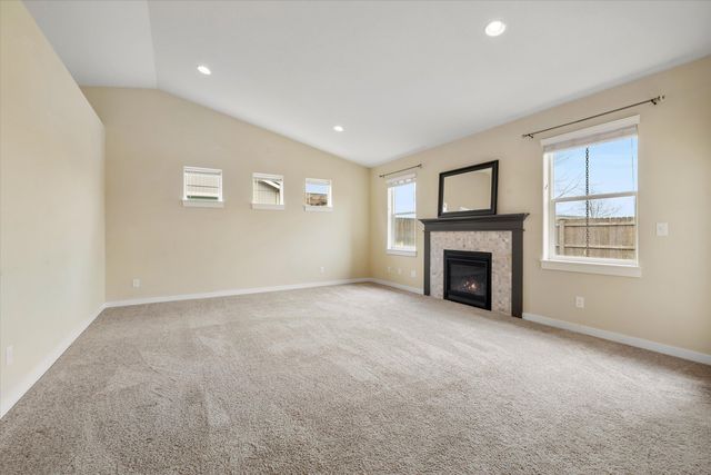 2433 NW Hazelwood Avenue, Redmond, OR 97756