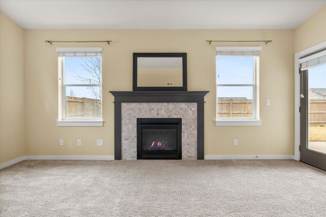 2433 NW Hazelwood Avenue, Redmond, OR 97756