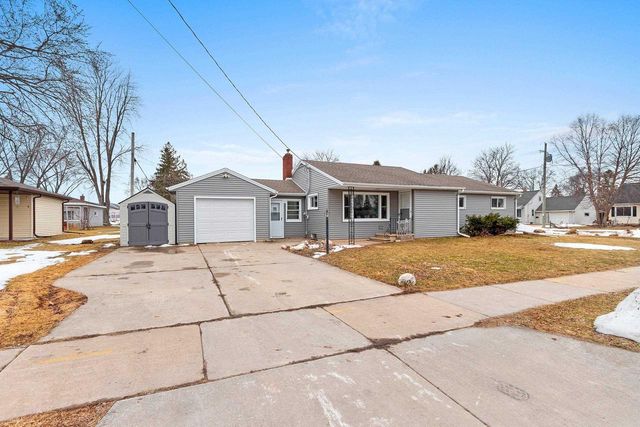 1501 OAKRIDGE AVENUE, Kaukauna, WI 54130