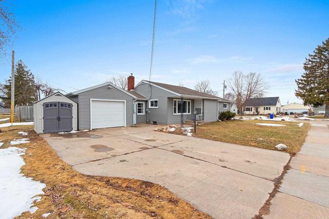 1501 OAKRIDGE AVENUE, Kaukauna, WI 54130