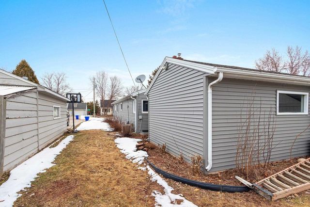 1501 OAKRIDGE AVENUE, Kaukauna, WI 54130