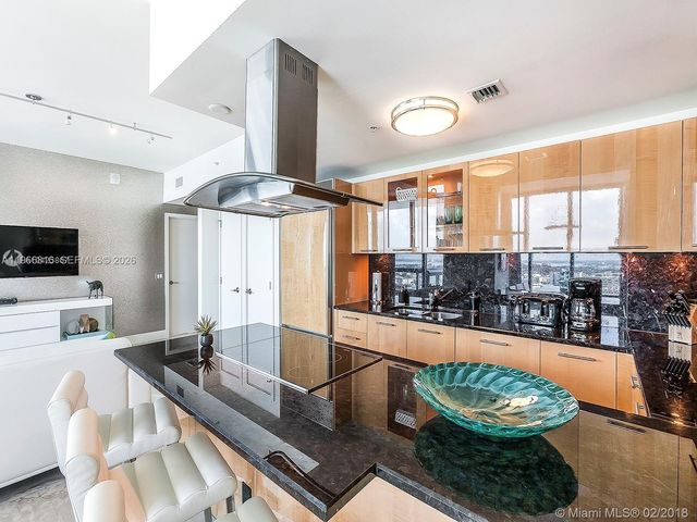 6899 Collins Ave 1910, Miami Beach, FL 33141