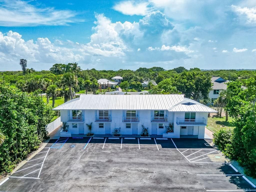 2305 Tamarind Dr 6, Fort Pierce, FL 34949