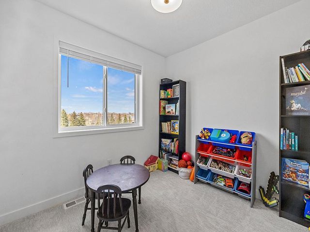 17949 Hidden Creek Trail, Lakeville, MN 55044