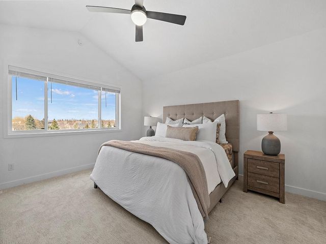 17949 Hidden Creek Trail, Lakeville, MN 55044