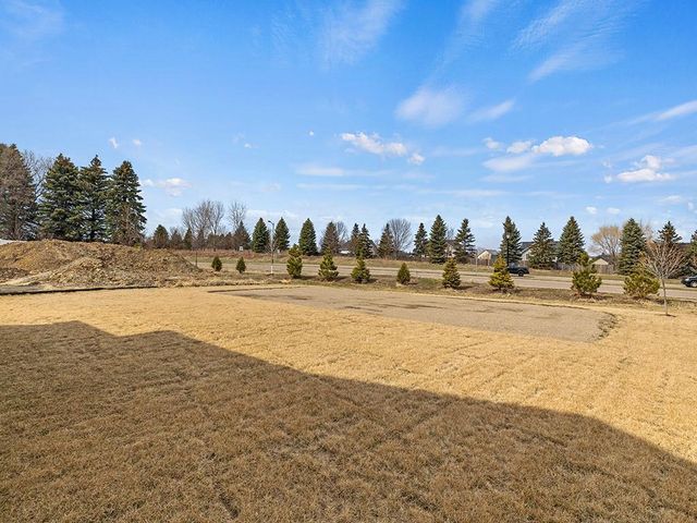 17949 Hidden Creek Trail, Lakeville, MN 55044