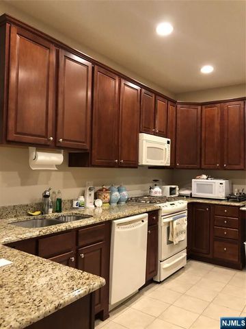 6314 Warrens Way 6314, Wanaque, NJ 07465