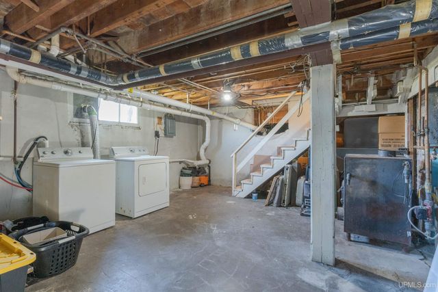 123 W Maple Street, Iron River, MI 49935