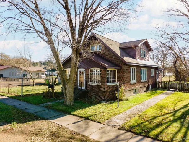 123 W Maple Street, Iron River, MI 49935