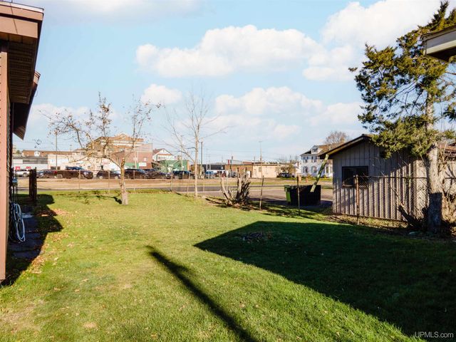 123 W Maple Street, Iron River, MI 49935