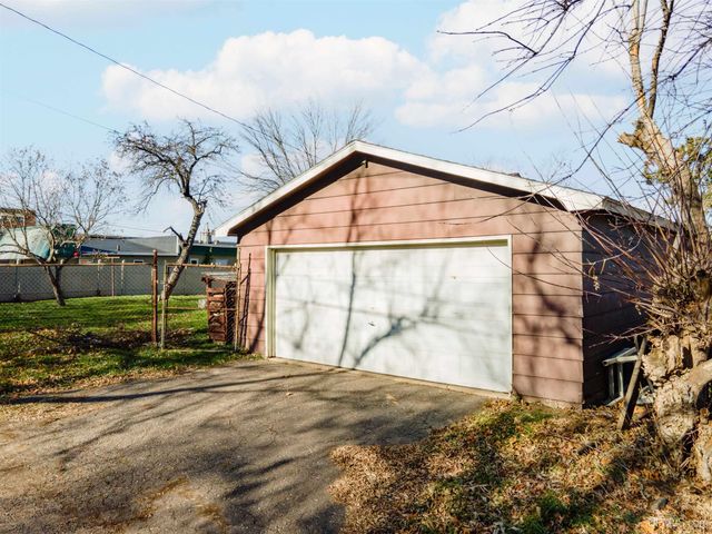 123 W Maple Street, Iron River, MI 49935