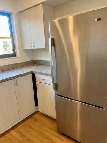 98 NE 71st St 1, Miami, FL 33138