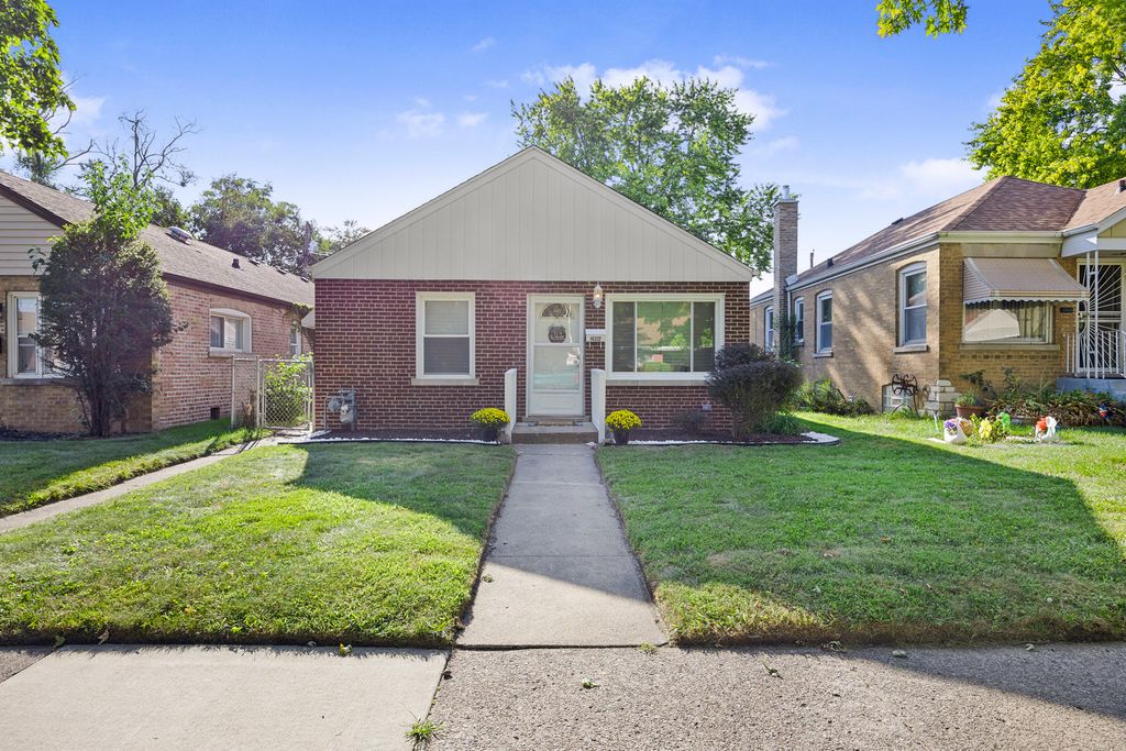 14312 S Edbrooke Avenue, Riverdale, IL 60827