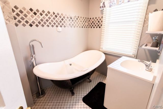 414 West Beard Avenue, Syracuse, NY 13205