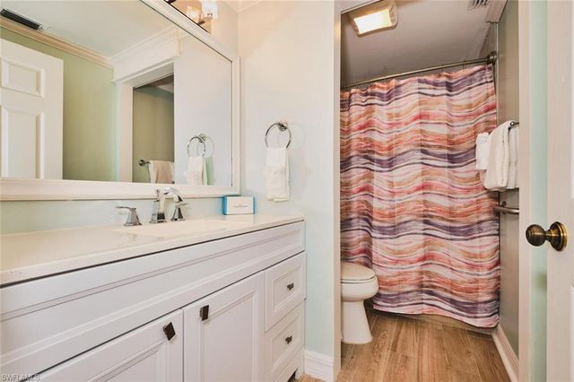 950 San Carlos DR, Fort Myers Beach, FL 33931