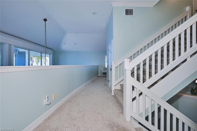 950 San Carlos DR, Fort Myers Beach, FL 33931