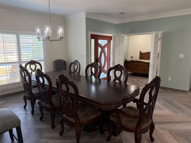 5525 Swan Drive, Galveston, TX 77551