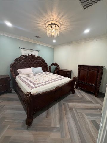5525 Swan Drive, Galveston, TX 77551