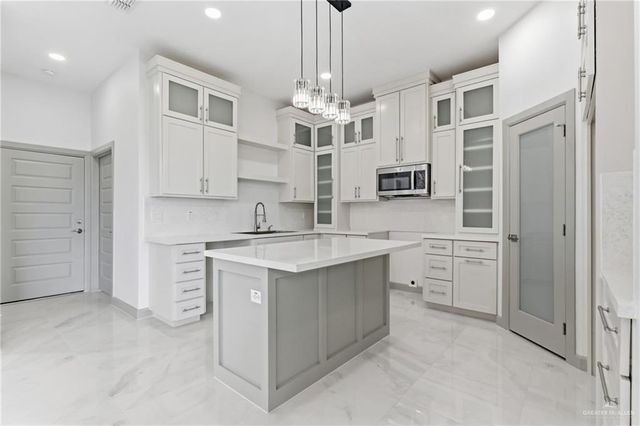 3400 E Alexa Street, Edinburg, TX 78542