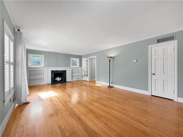 521 Del Mar Blvd, Corpus Christi, TX 78404