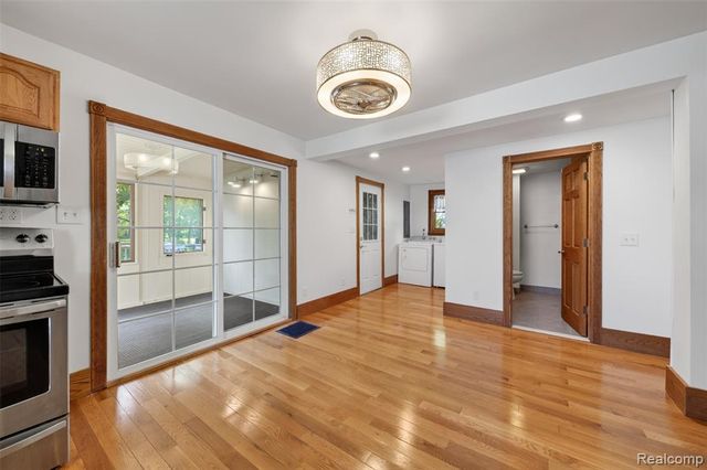 543 W Middle Street, Chelsea, MI 48118