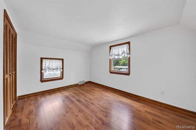 543 W Middle Street, Chelsea, MI 48118