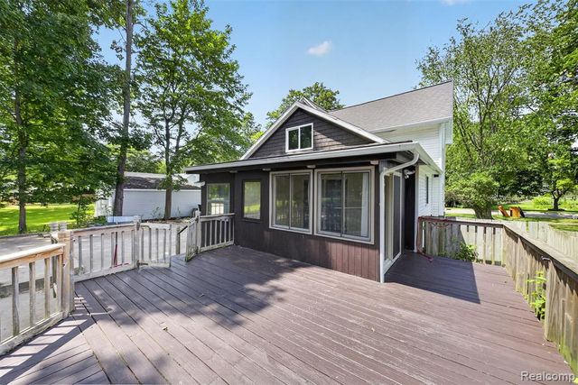 543 W Middle Street, Chelsea, MI 48118