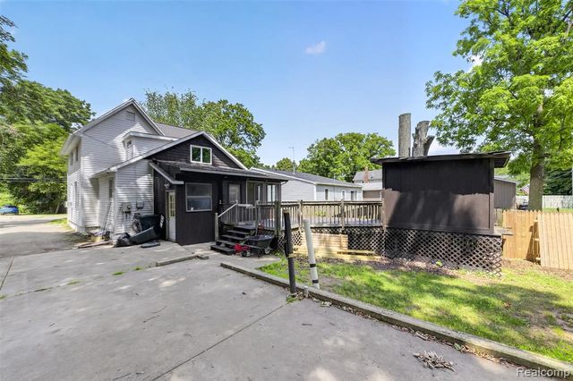 543 W Middle Street, Chelsea, MI 48118