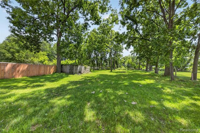 543 W Middle Street, Chelsea, MI 48118