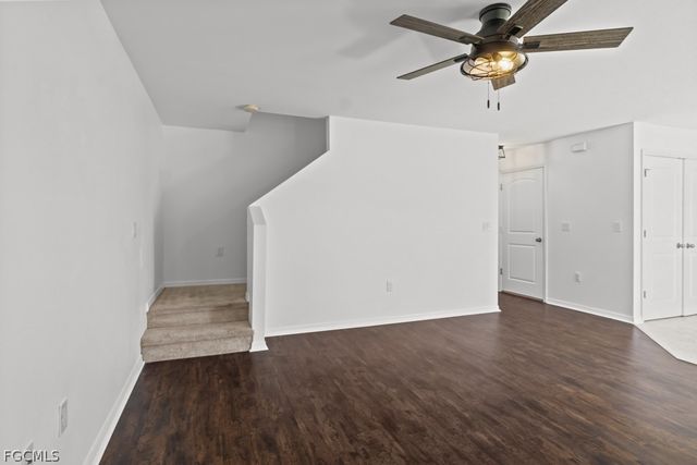 2719 NE 6th PL, Cape Coral, FL 33909