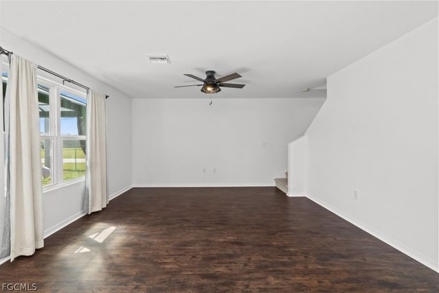 2719 NE 6th PL, Cape Coral, FL 33909