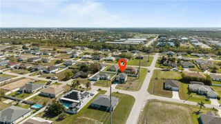 2719 NE 6th PL, Cape Coral, FL 33909