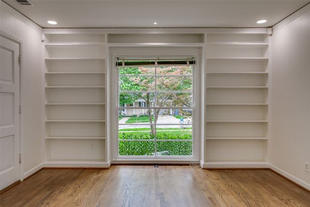 2023 Marydale Drive, Dallas, TX 75208
