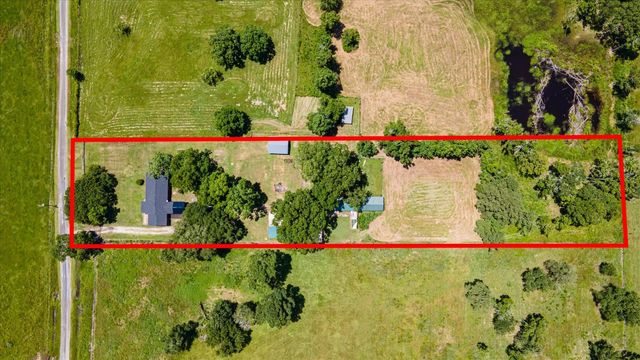 384 County Road 2046, Hull, TX 77564