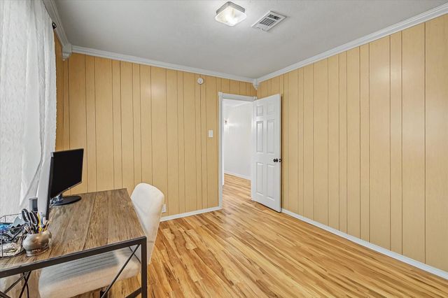 384 County Road 2046, Hull, TX 77564