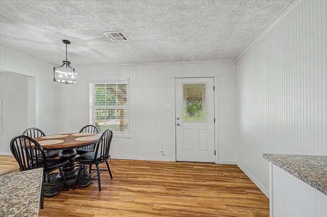 384 County Road 2046, Hull, TX 77564