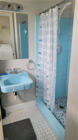 1403 Davis DR, Fort Myers, FL 33919