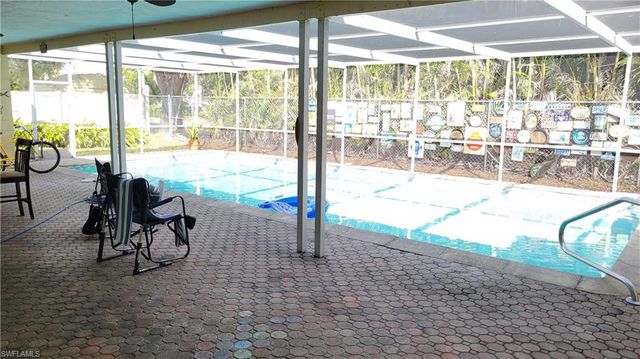 1403 Davis DR, Fort Myers, FL 33919