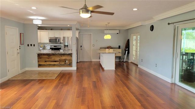 1403 Davis DR, Fort Myers, FL 33919