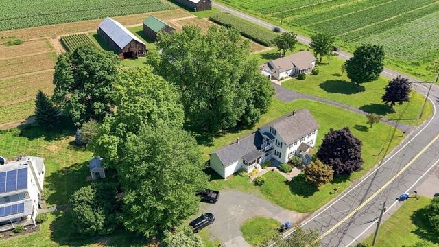 98 Stockbridge Rd, Hadley, MA 01002