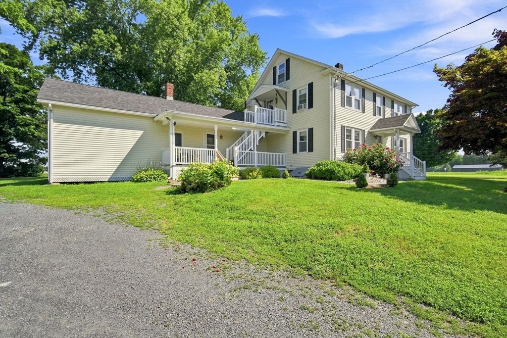 98 Stockbridge Rd, Hadley, MA 01002