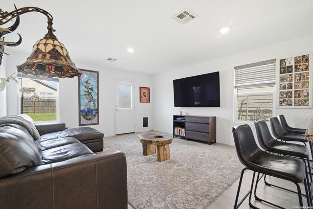 11942 Fuzzy Path, San Antonio, TX 78221