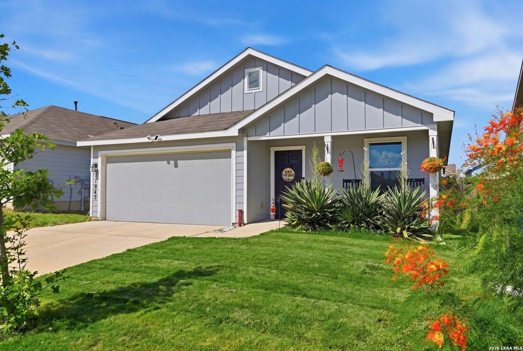 11942 Fuzzy Path, San Antonio, TX 78221